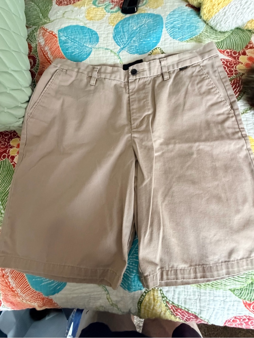 Hurley Men's Flat-Front Chino Shorts in Khaki